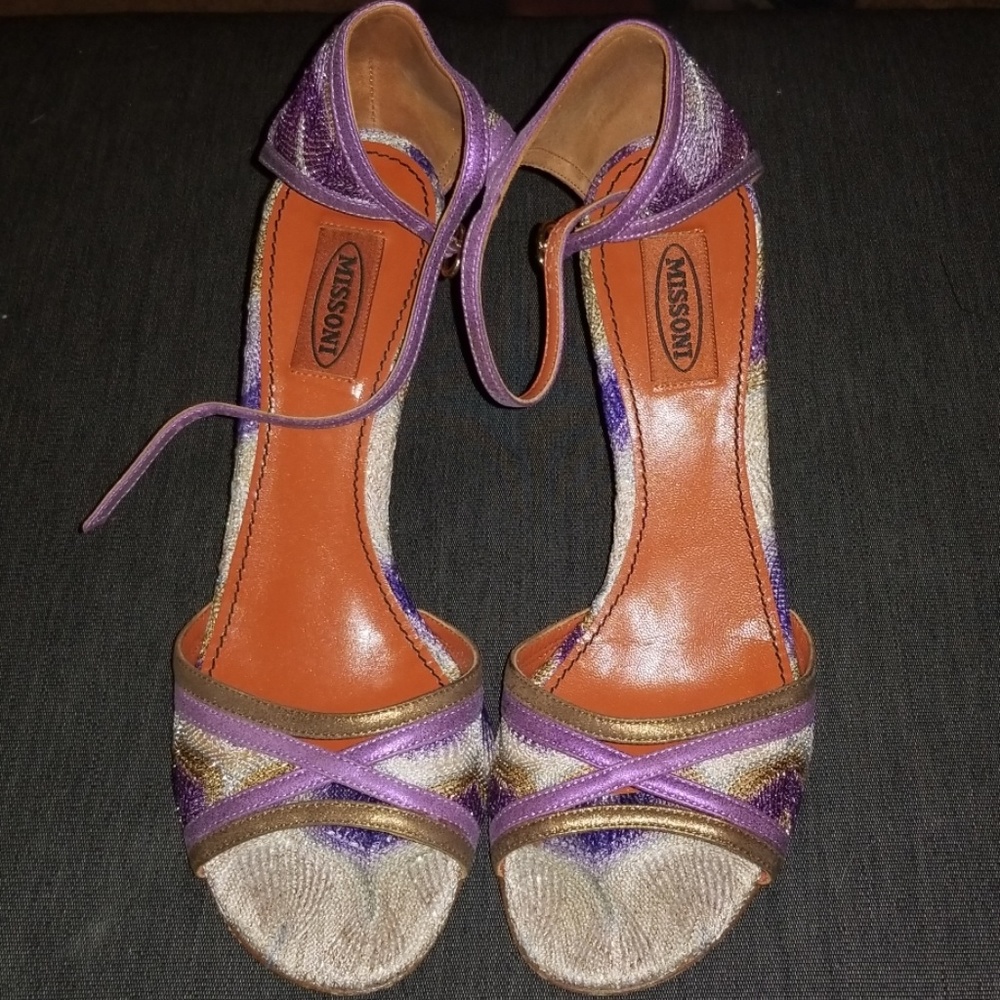 Missoni purple/ silver/ gold knit pumps